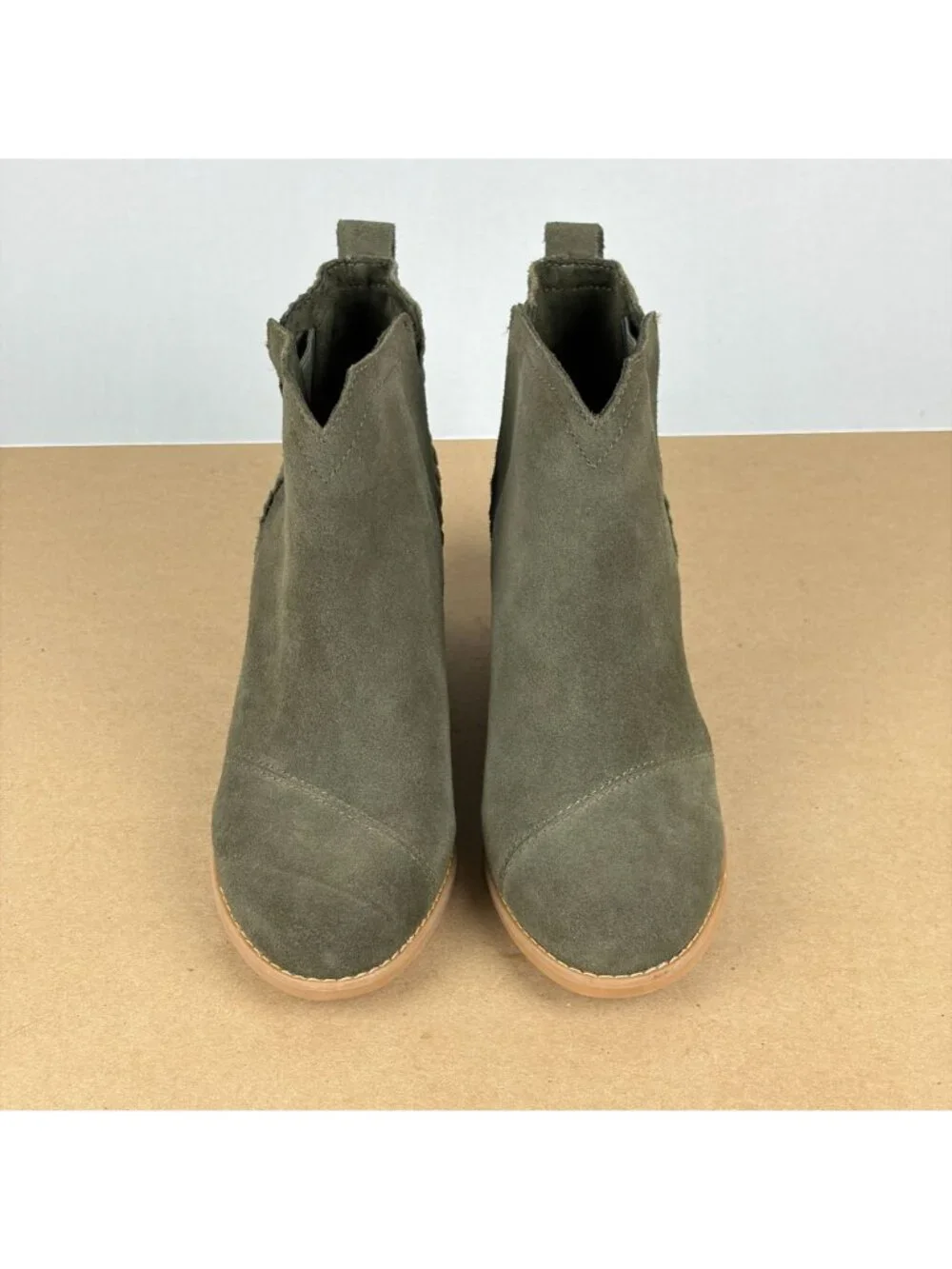 Toms Clare Wedge Ankle Boots Olive Suede Womens 6.5 Pull On Casual Comfort